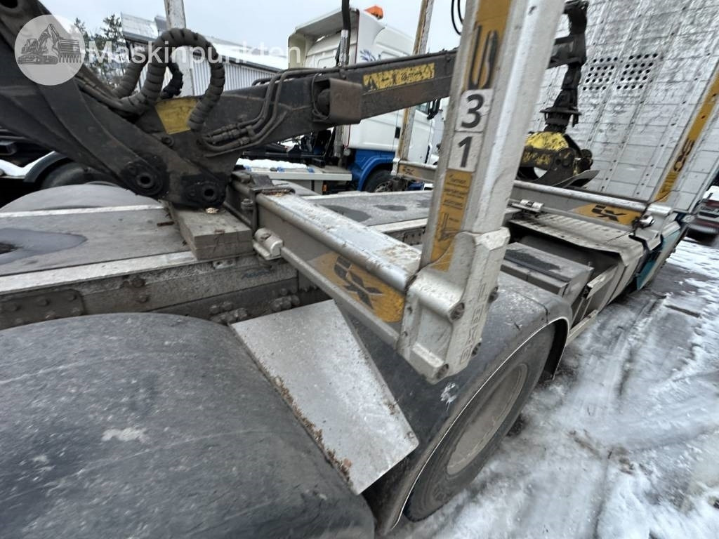 Timber truck Scania R 580 timmerbil med kran: picture 18