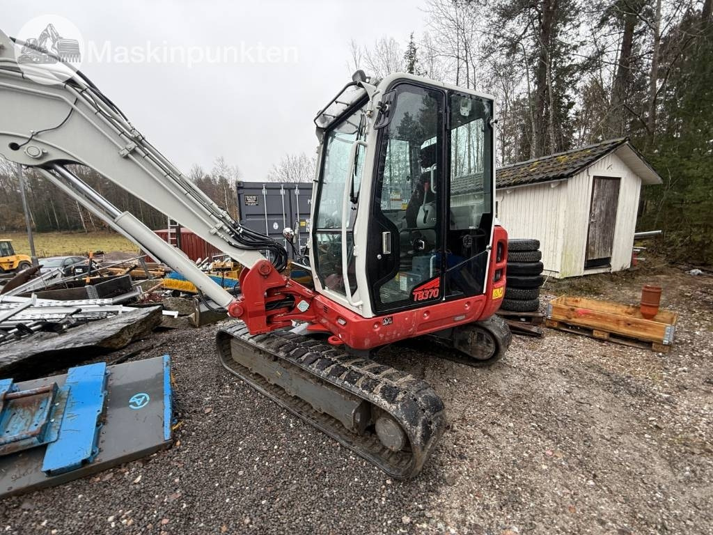 Takeuchi TB 370  - Crawler excavator: picture 1 Takeuchi TB 370  - Crawler excavator: picture 1