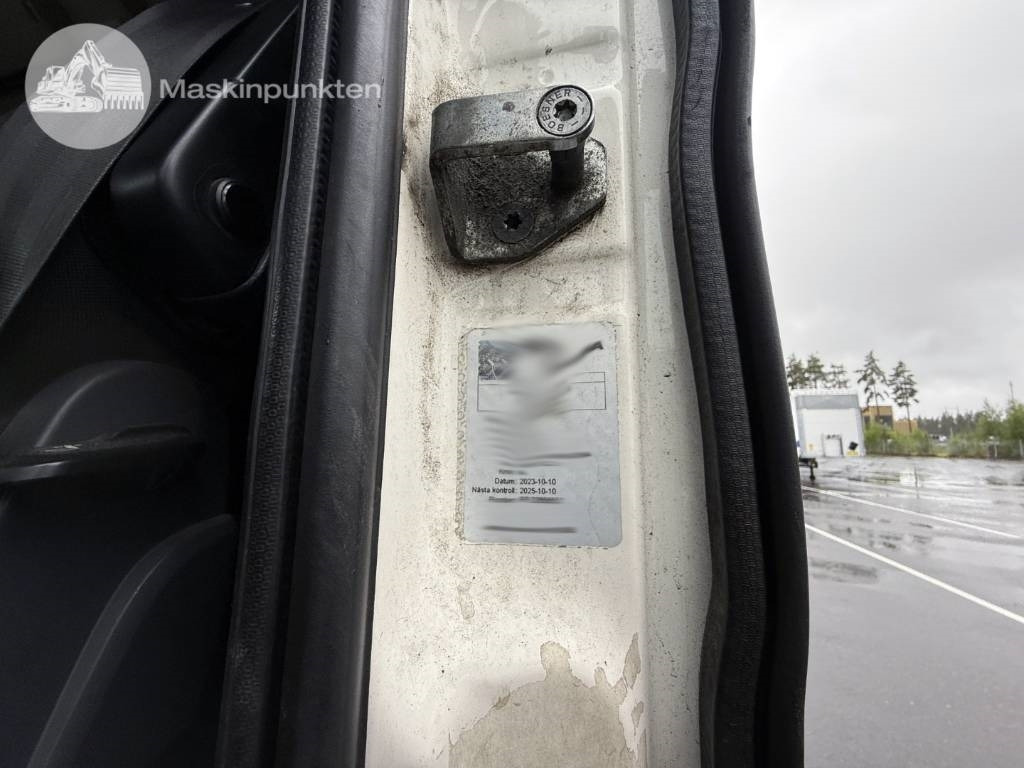 Tractor unit Scania R 440 LA: picture 27