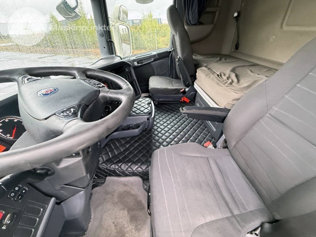 Tractor unit Scania R 440 LA: picture 35
