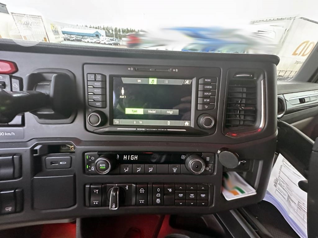 Tractor unit Scania R 540: picture 31