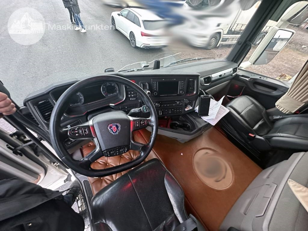 Tractor unit Scania R 540: picture 22