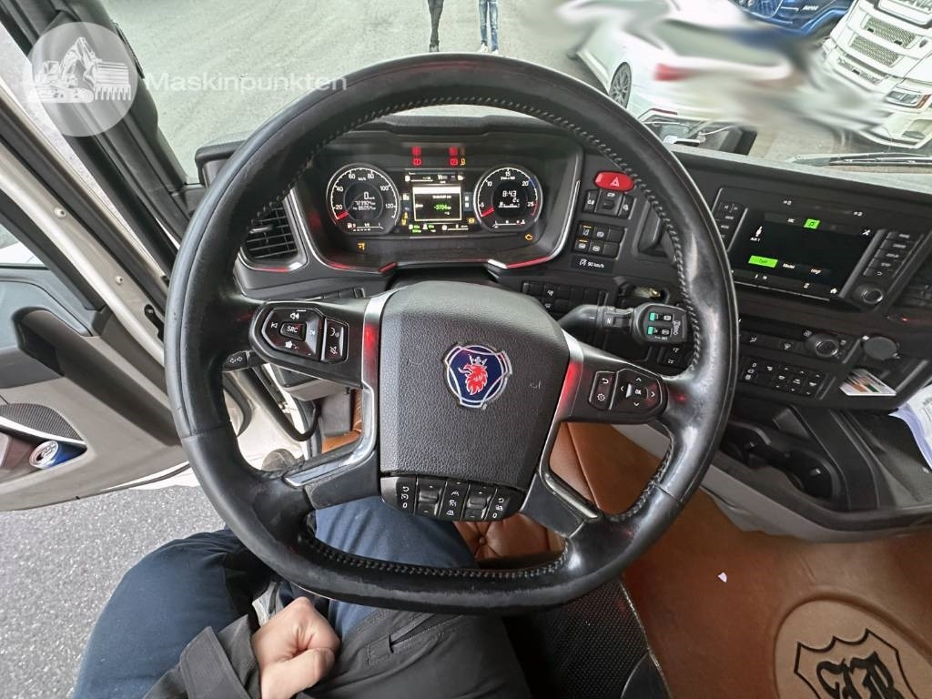 Tractor unit Scania R 540: picture 23
