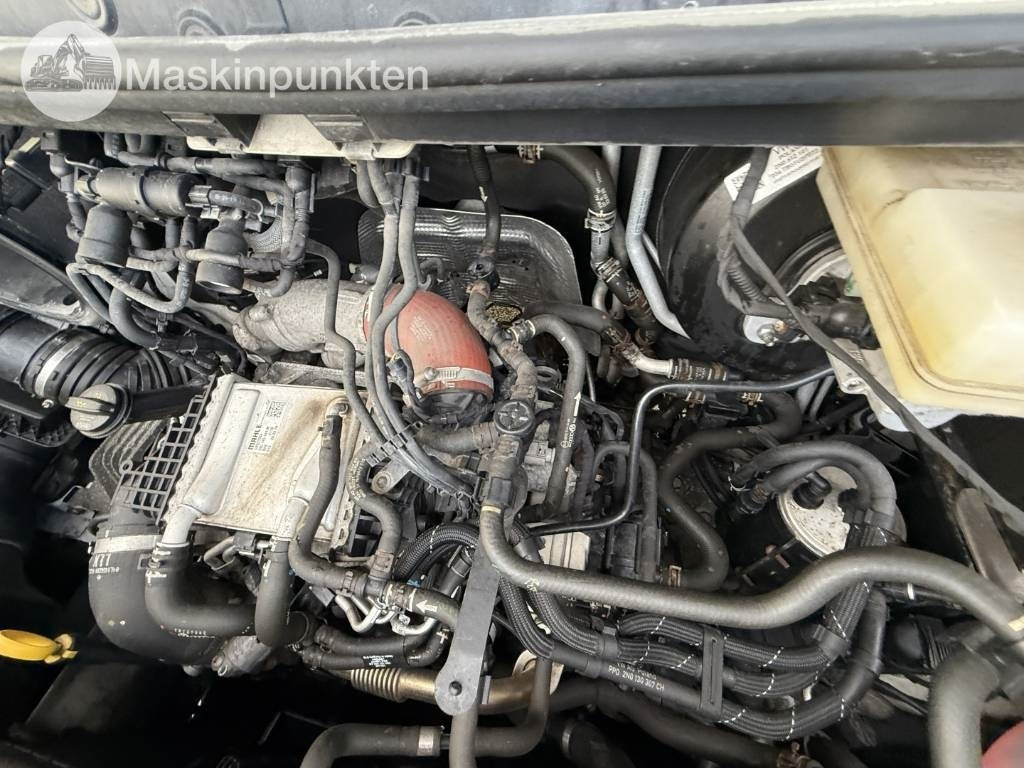 Refrigerator truck Volkswagen Crafter: picture 16 Refrigerator truck Volkswagen Crafter: picture 16