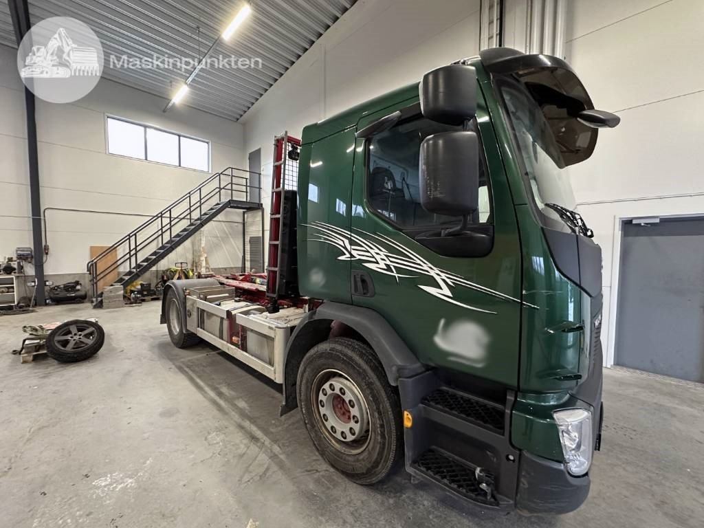 Volvo FE 280 - Hook lift truck: picture 2 Volvo FE 280 - Hook lift truck: picture 2