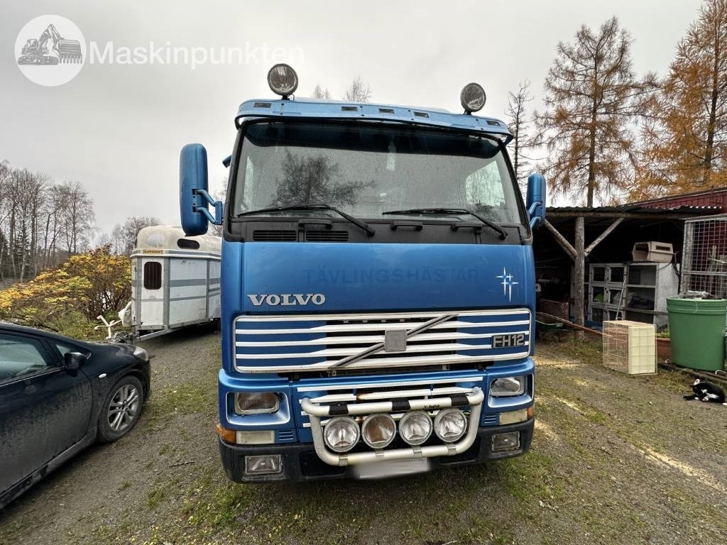 Volvo FH 12 - Livestock truck: picture 2 Volvo FH 12 - Livestock truck: picture 2