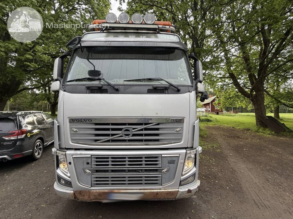Volvo FH 16 660  - Hook lift truck: picture 3 Volvo FH 16 660  - Hook lift truck: picture 3