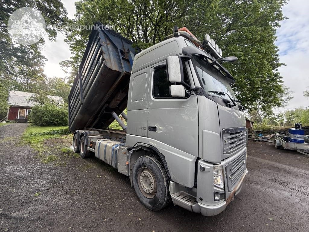 Volvo FH 16 660 - Hook lift truck: picture 1 Volvo FH 16 660 - Hook lift truck: picture 1