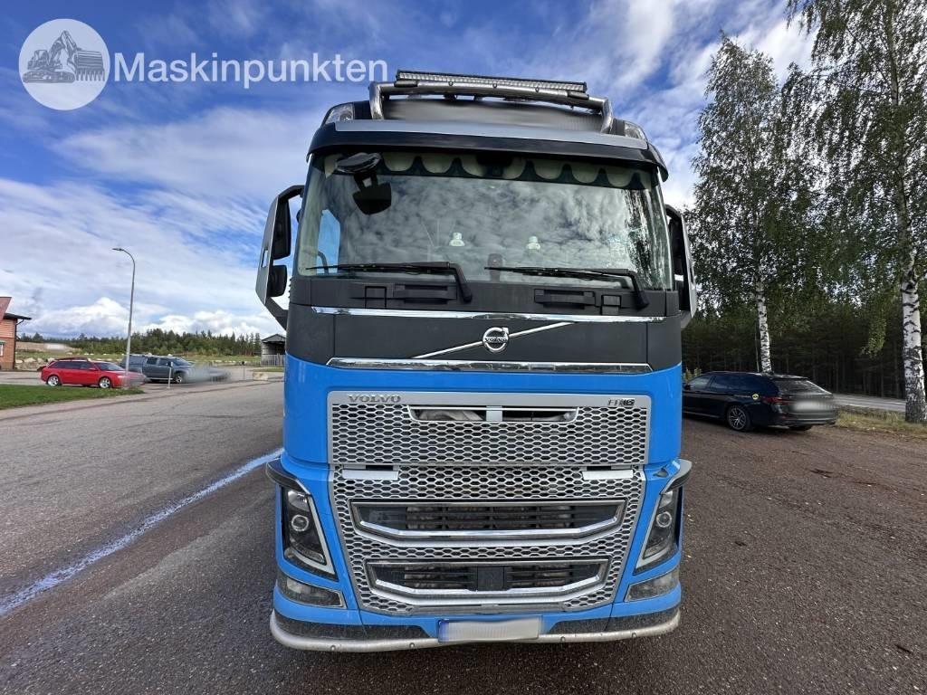 Volvo FH 16 750 - Dropside/ Flatbed truck, Crane truck: picture 3 Volvo FH 16 750 - Dropside/ Flatbed truck, Crane truck: picture 3