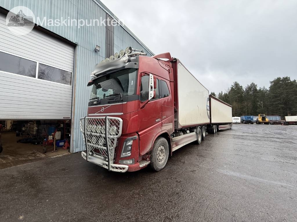 Volvo FH 16 - Timber truck: picture 1 Volvo FH 16 - Timber truck: picture 1
