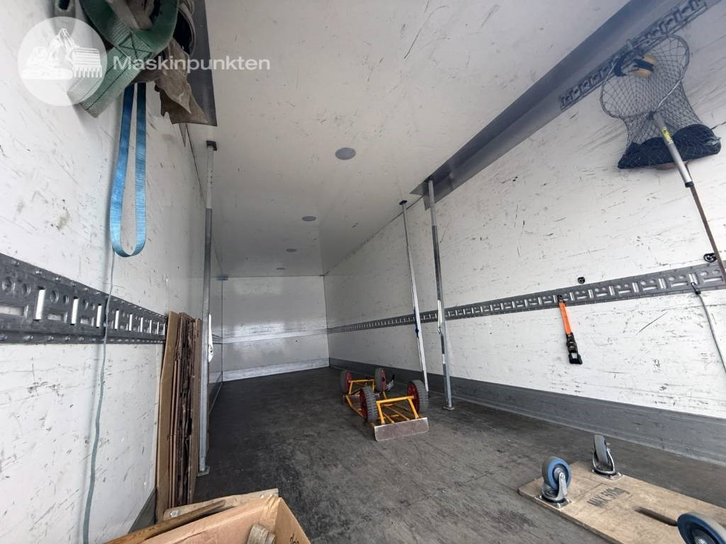 Box truck Volvo FL 240: picture 24