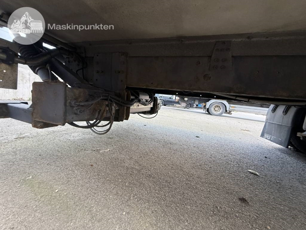 Box truck Volvo FL 240: picture 37