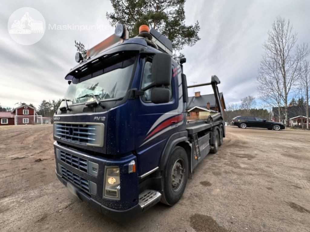 Volvo FM 12 420 LAXO Liftdumper med lastväxlare - Skip loader truck: picture 1 Volvo FM 12 420 LAXO Liftdumper med lastväxlare - Skip loader truck: picture 1