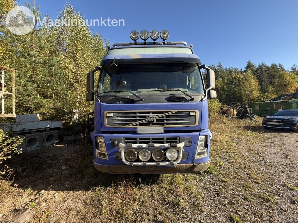 Volvo FM 12  - Tipper: picture 2 Volvo FM 12  - Tipper: picture 2
