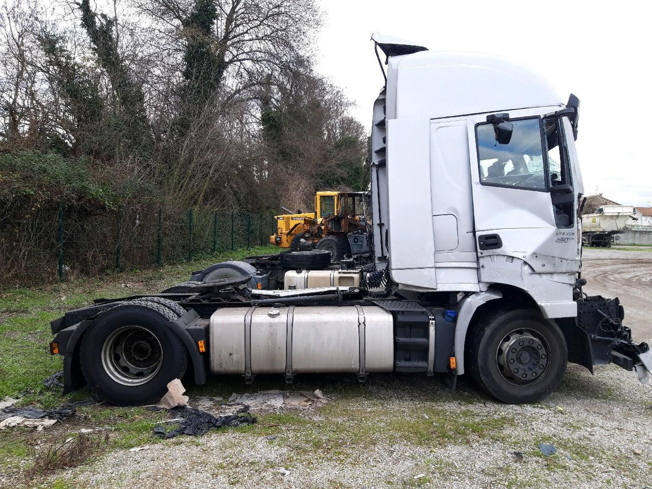 IVECO STRALIS 460 E6 - Tractor unit: picture 3 IVECO STRALIS 460 E6 - Tractor unit: picture 3