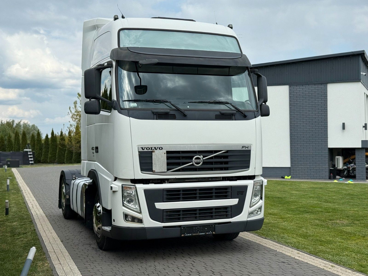 Volvo FH 460 EEV XL - Tractor unit: picture 3 Volvo FH 460 EEV XL - Tractor unit: picture 3