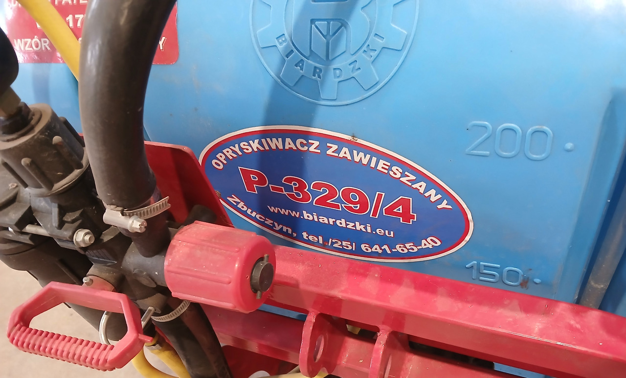 P329/2 - Tractor mounted sprayer: picture 4 P329/2 - Tractor mounted sprayer: picture 4