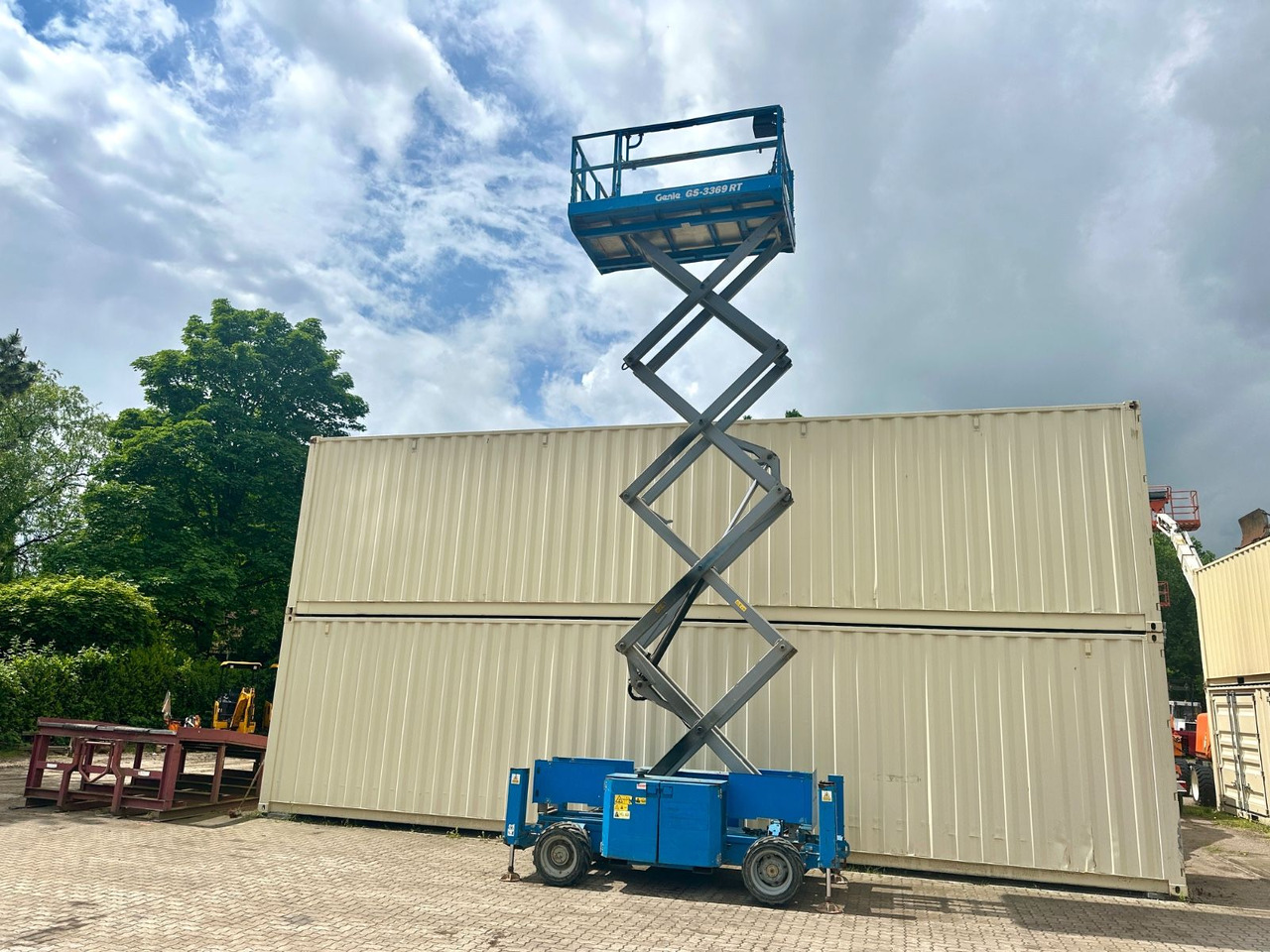 Genie GS3369RT 4x4 Scherenbühne, 12 Meter - Scissor lift: picture 4 Genie GS3369RT 4x4 Scherenbühne, 12 Meter - Scissor lift: picture 4