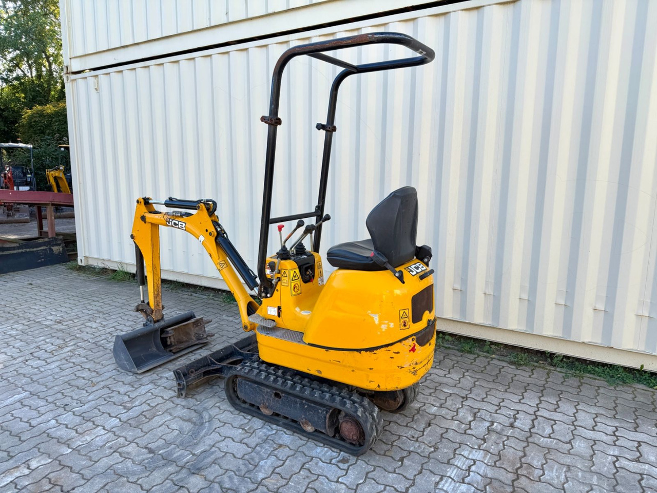 JCB 8008 CTS, 2020 BJ, 576 BH, 2 x Löffel - Mini excavator: picture 3 JCB 8008 CTS, 2020 BJ, 576 BH, 2 x Löffel - Mini excavator: picture 3