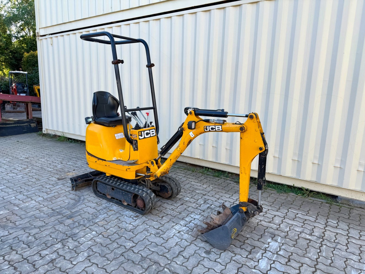 JCB 8008 CTS, 2020 BJ, 576 BH, 2 x Löffel - Mini excavator: picture 4 JCB 8008 CTS, 2020 BJ, 576 BH, 2 x Löffel - Mini excavator: picture 4