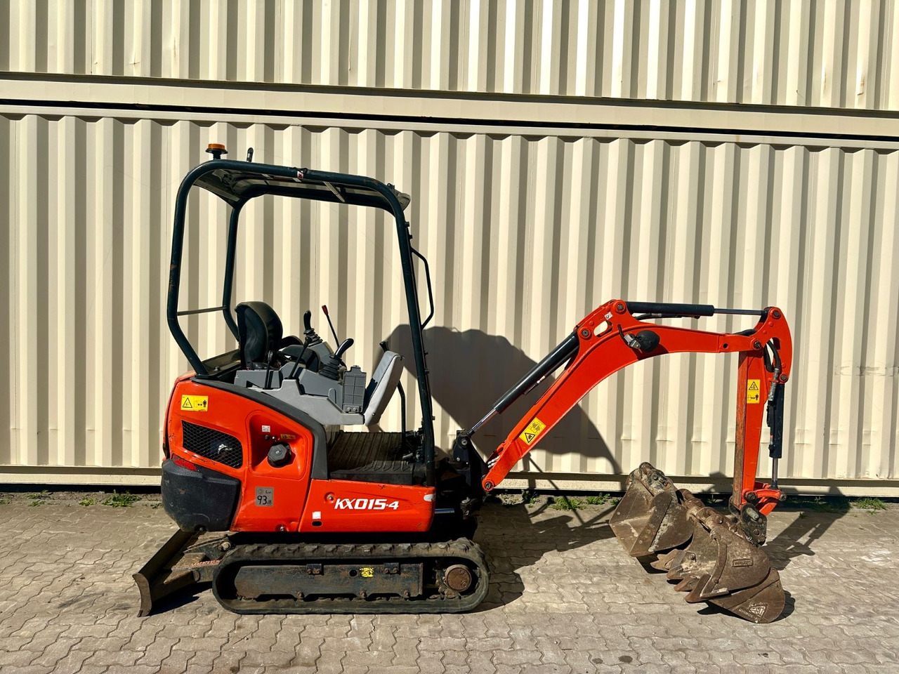 Kubota KX015-4 / 1.077 H / 4 x Löffel - Mini excavator: picture 5 Kubota KX015-4 / 1.077 H / 4 x Löffel - Mini excavator: picture 5