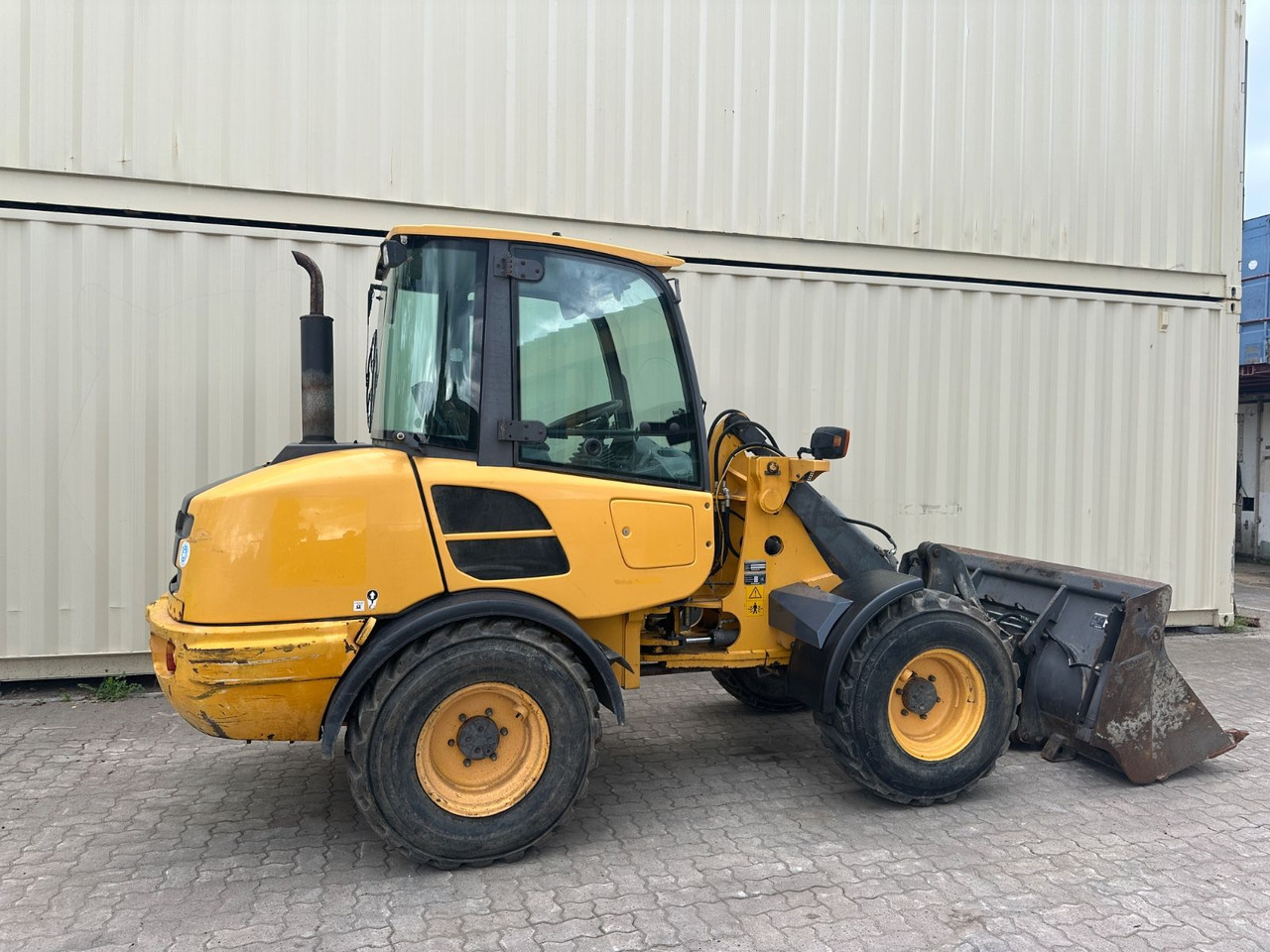 Volvo L25F / 2014 BJ / Klappschaufel - Wheel loader: picture 4 Volvo L25F / 2014 BJ / Klappschaufel - Wheel loader: picture 4