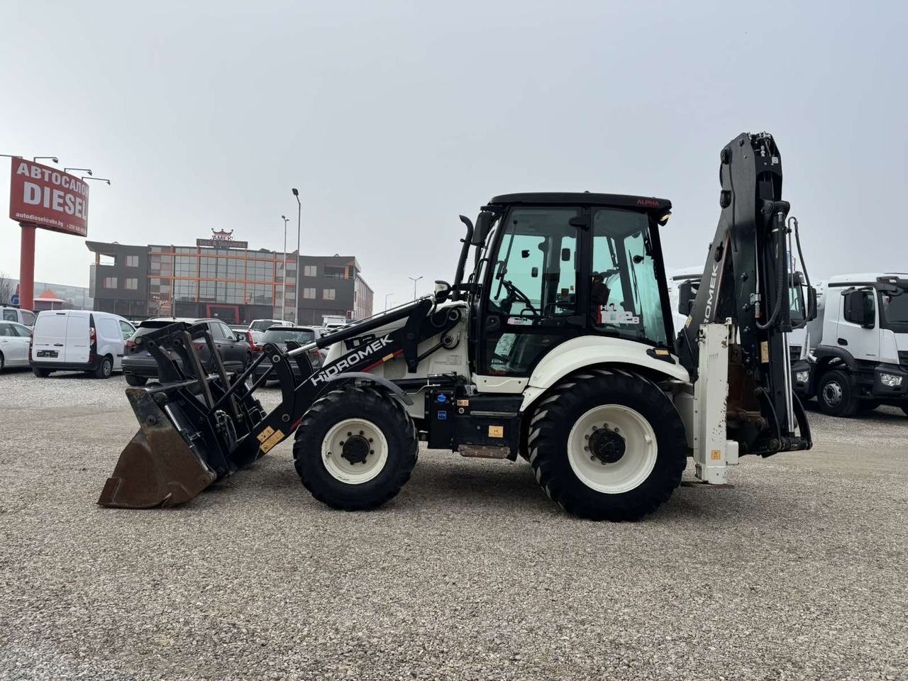 HIDROMEK HMK102B - Backhoe loader: picture 4 HIDROMEK HMK102B - Backhoe loader: picture 4