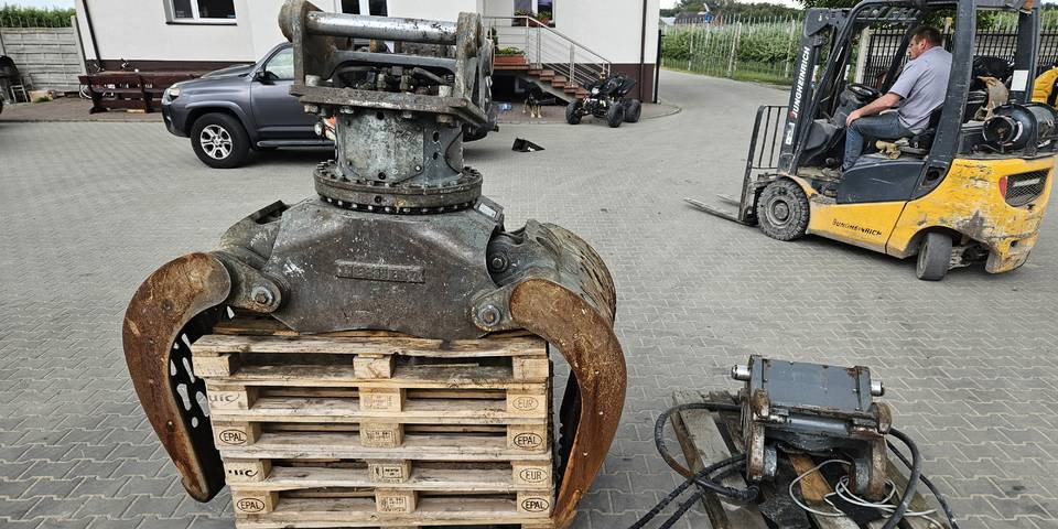 Chwytak wyburzeniowy sortujący Liebherr SG25 oryginał + szybko złącze SWA48 - Grapple: picture 1 Chwytak wyburzeniowy sortujący Liebherr SG25 oryginał + szybko złącze SWA48 - Grapple: picture 1