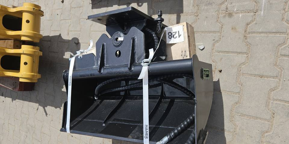 Łyżka skarpowa skarpówka hydrauliczna 80 cm do minikoparki pod adapter - Excavator bucket for Construction machinery: picture 2 Łyżka skarpowa skarpówka hydrauliczna 80 cm do minikoparki pod adapter - Excavator bucket for Construction machinery: picture 2