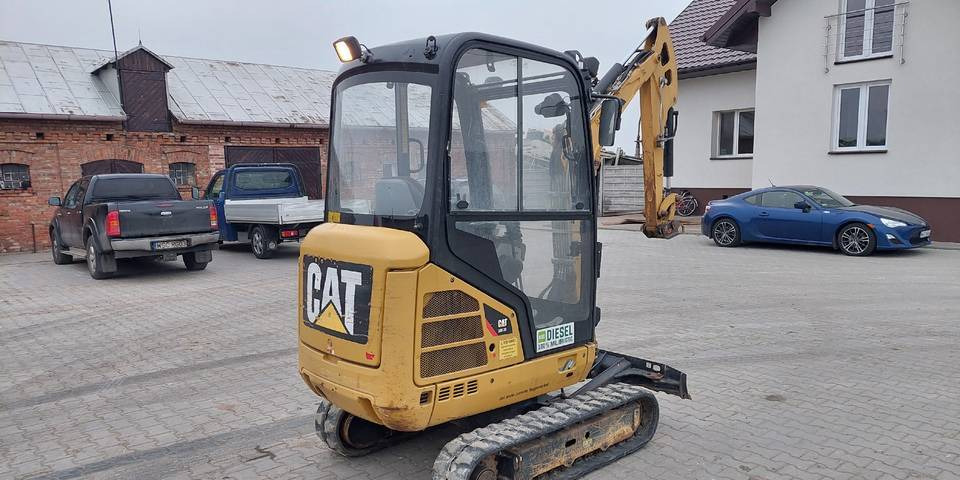 Minikoparka CAT 301.7D 2016 rok 1622h rozsuwane podwozie - Crawler excavator: picture 4 Minikoparka CAT 301.7D 2016 rok 1622h rozsuwane podwozie - Crawler excavator: picture 4