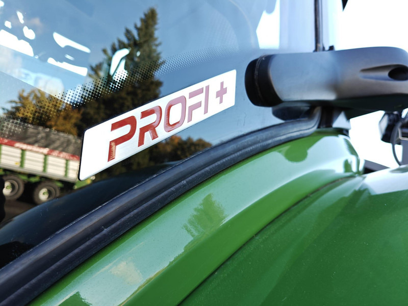 Farm tractor Fendt 724 Vario Profi plus: picture 9