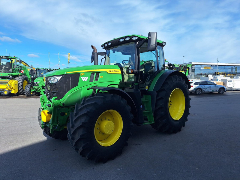 John Deere 6R 155 - Farm tractor: picture 3 John Deere 6R 155 - Farm tractor: picture 3
