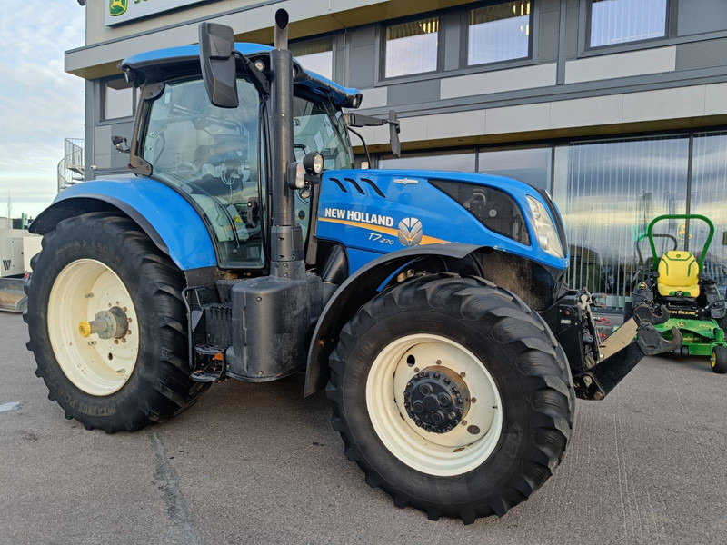 New Holland T7.270 AC - Farm tractor: picture 1 New Holland T7.270 AC - Farm tractor: picture 1