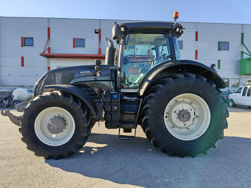 Valtra S353 - Farm tractor: picture 5 Valtra S353 - Farm tractor: picture 5