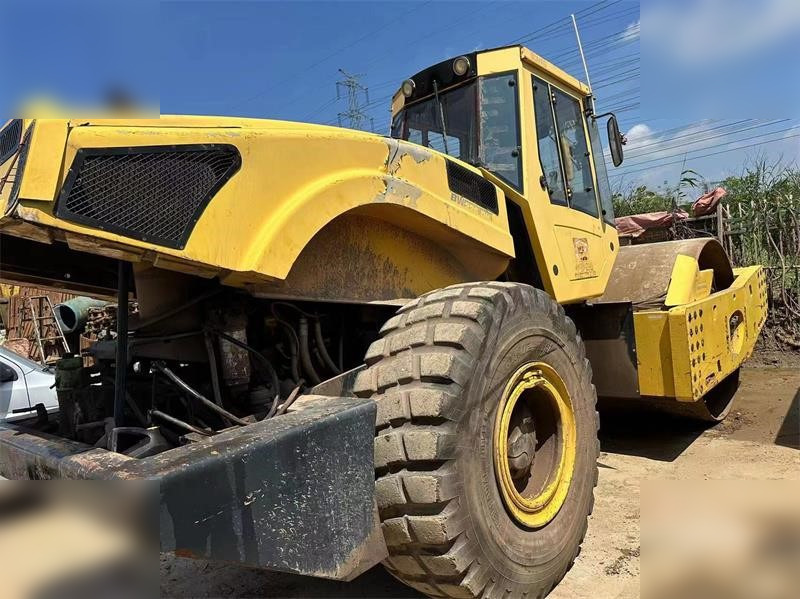 BOMAG BW226DH-4 - Compactor: picture 5 BOMAG BW226DH-4 - Compactor: picture 5