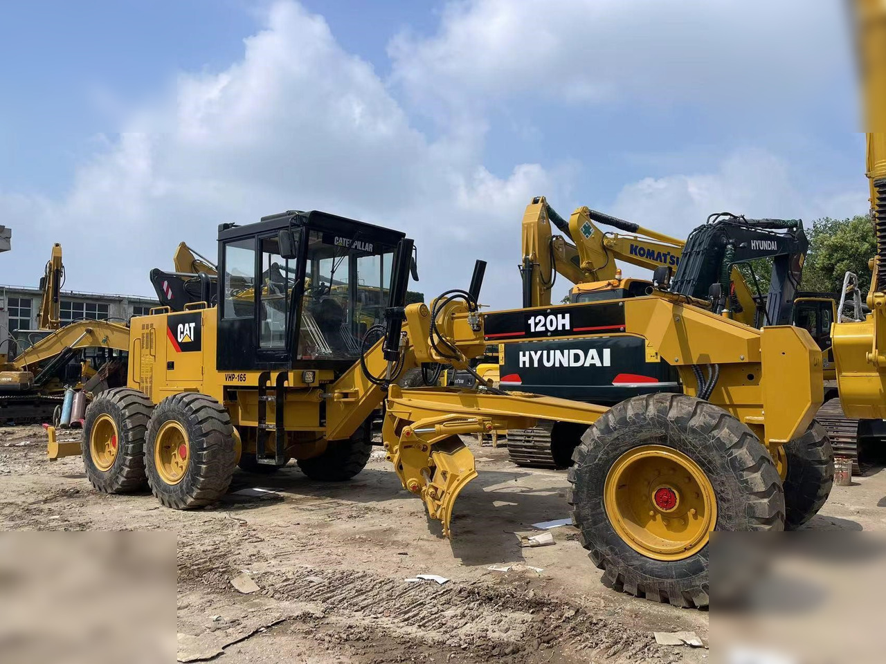 CATERPILLAR 120H - Grader: picture 1 CATERPILLAR 120H - Grader: picture 1