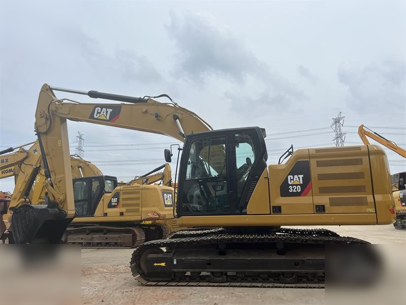 CATERPILLAR 320 - Crawler excavator: picture 1 CATERPILLAR 320 - Crawler excavator: picture 1