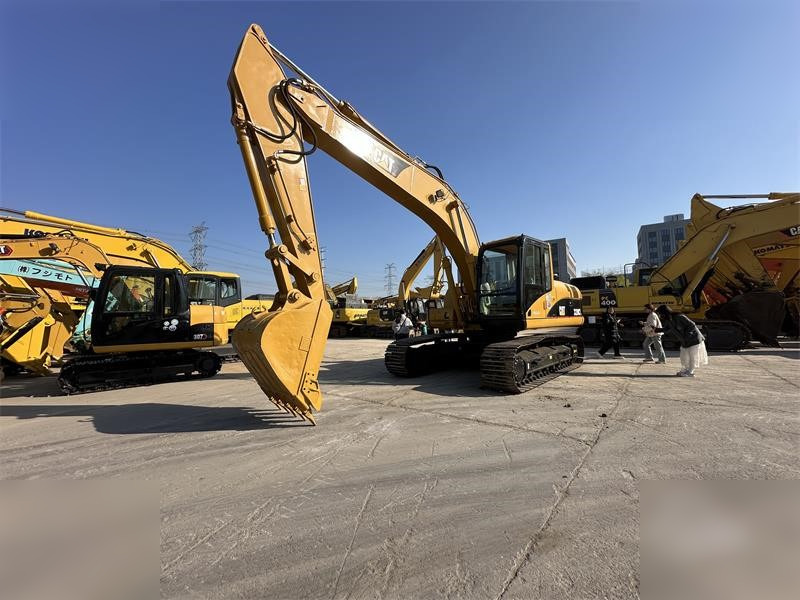 CATERPILLAR 320CL - Crawler excavator: picture 2 CATERPILLAR 320CL - Crawler excavator: picture 2