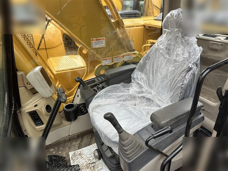 CATERPILLAR 320CL - Crawler excavator: picture 5 CATERPILLAR 320CL - Crawler excavator: picture 5