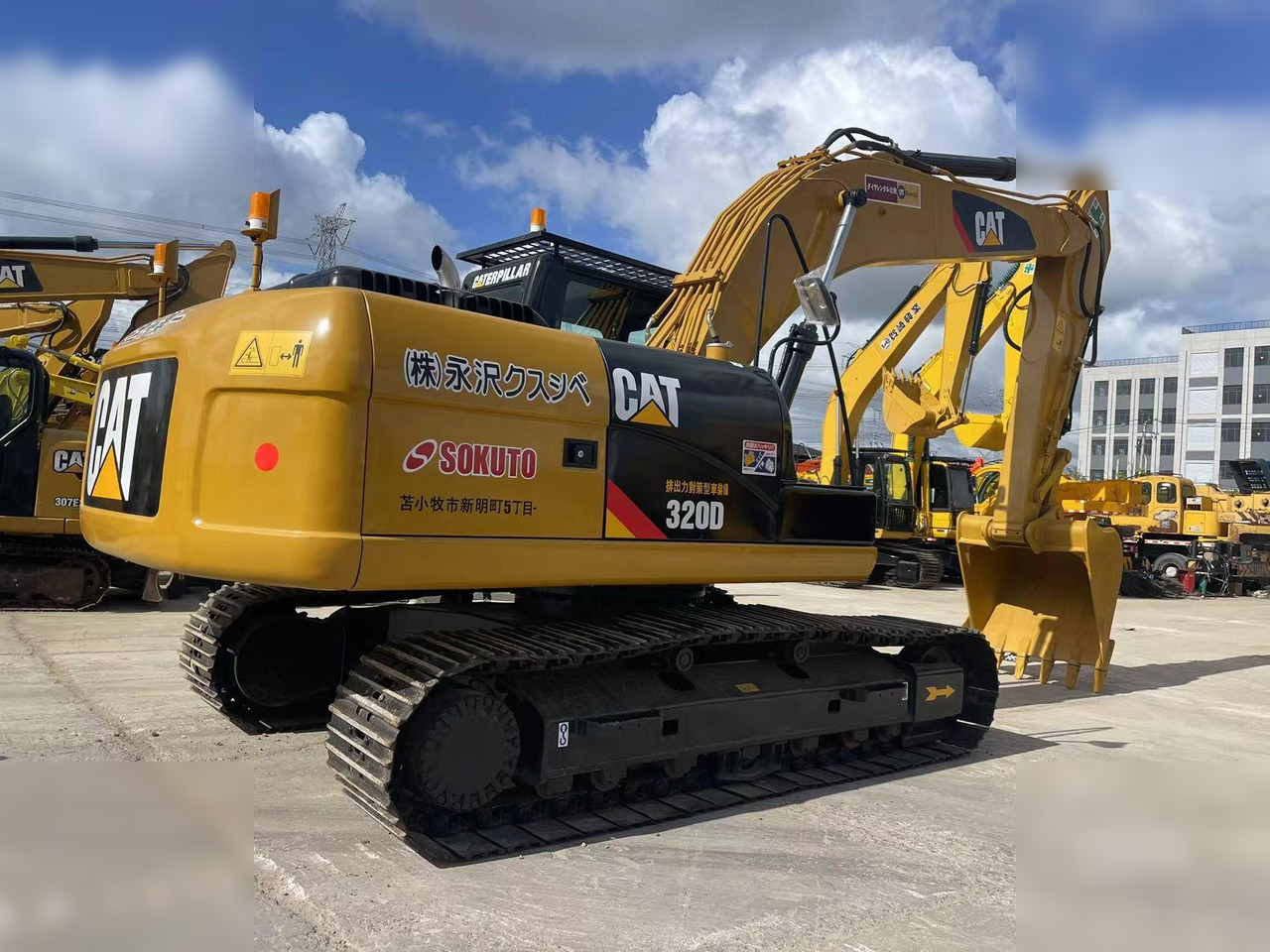 CATERPILLAR 320D - Crawler excavator: picture 2 CATERPILLAR 320D - Crawler excavator: picture 2