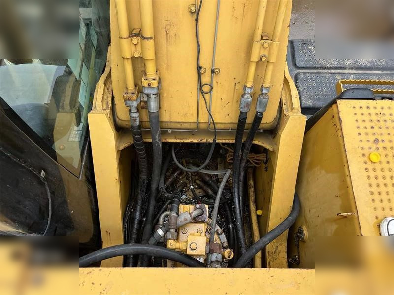 CATERPILLAR 329D - Crawler excavator: picture 3 CATERPILLAR 329D - Crawler excavator: picture 3