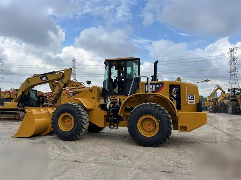 CATERPILLAR 966H - Wheel loader: picture 4 CATERPILLAR 966H - Wheel loader: picture 4