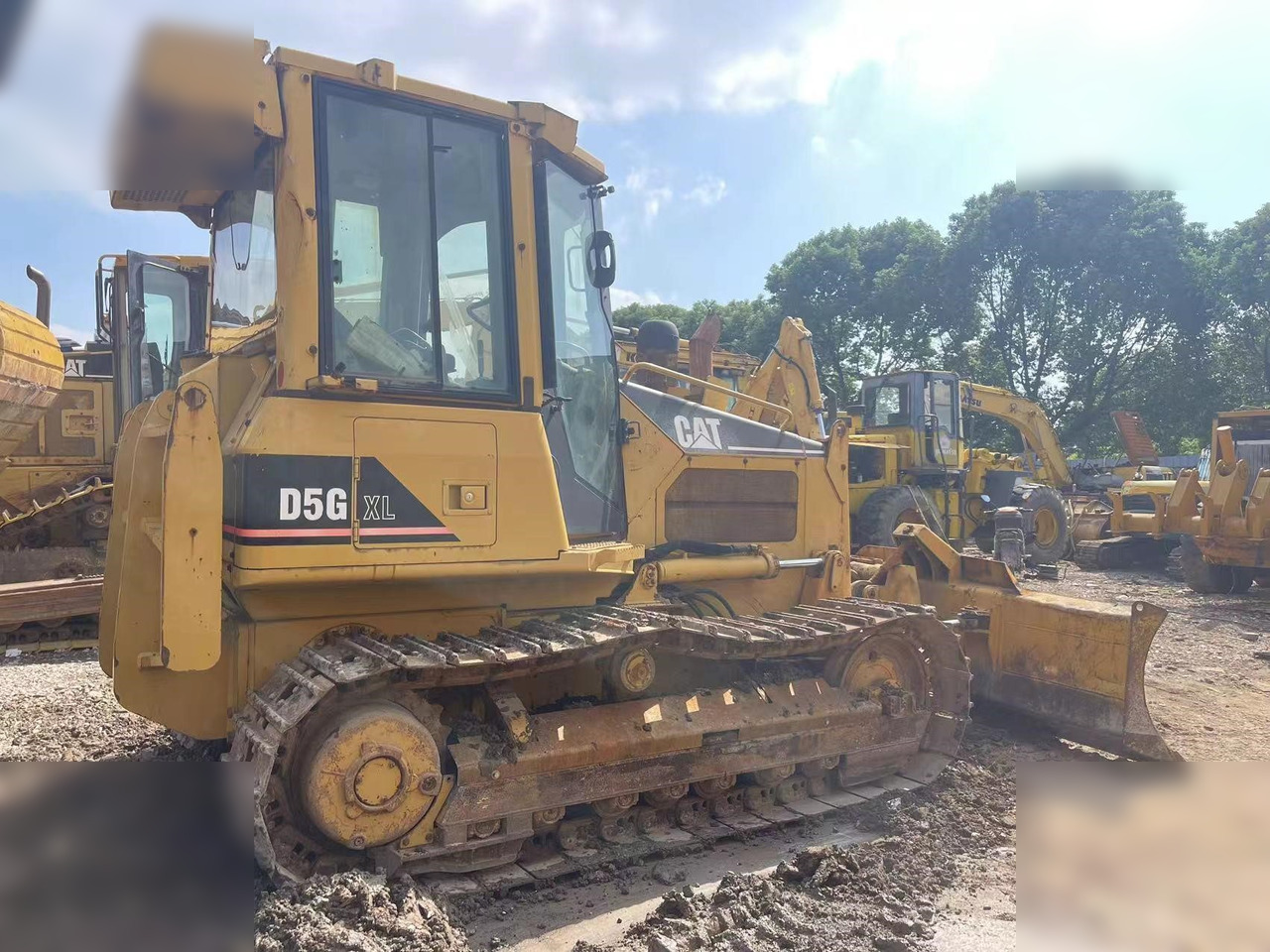 CATERPILLAR D5G XL - Bulldozer: picture 5 CATERPILLAR D5G XL - Bulldozer: picture 5