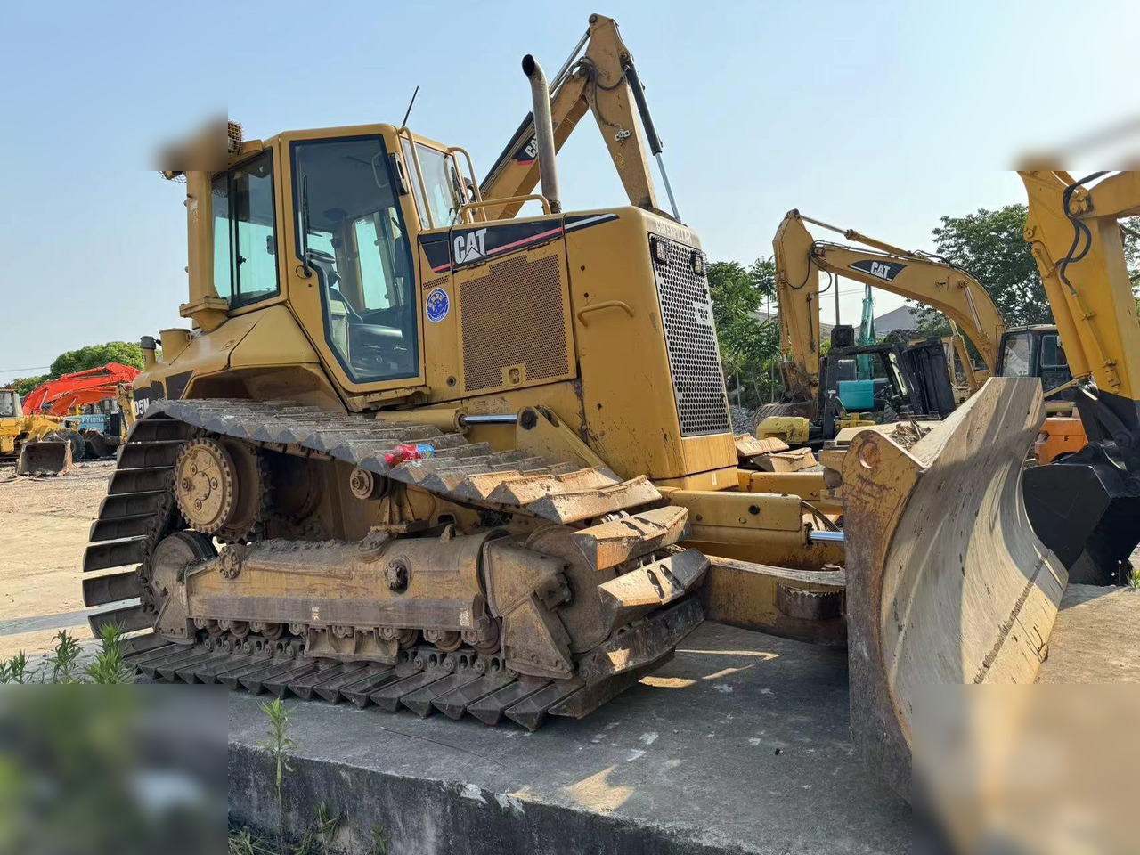 CATERPILLAR D5N - Bulldozer: picture 3 CATERPILLAR D5N - Bulldozer: picture 3
