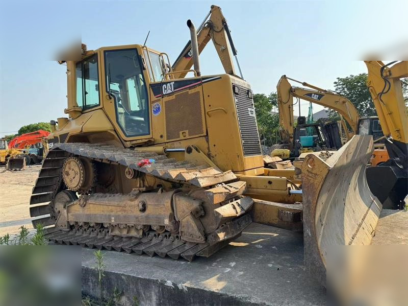 CATERPILLAR D5N - Bulldozer: picture 3 CATERPILLAR D5N - Bulldozer: picture 3