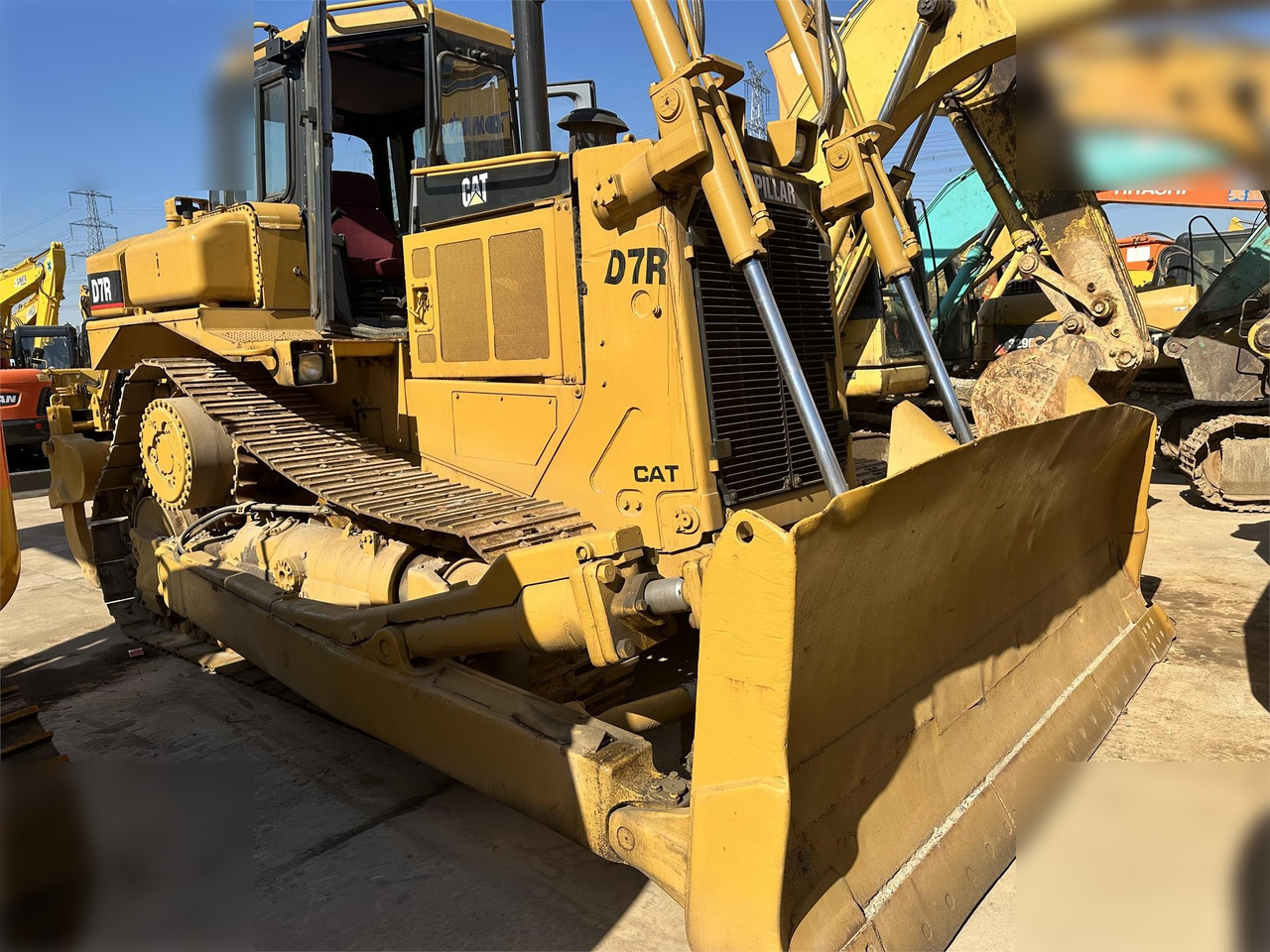 CATERPILLAR D7R II - Bulldozer: picture 5 CATERPILLAR D7R II - Bulldozer: picture 5