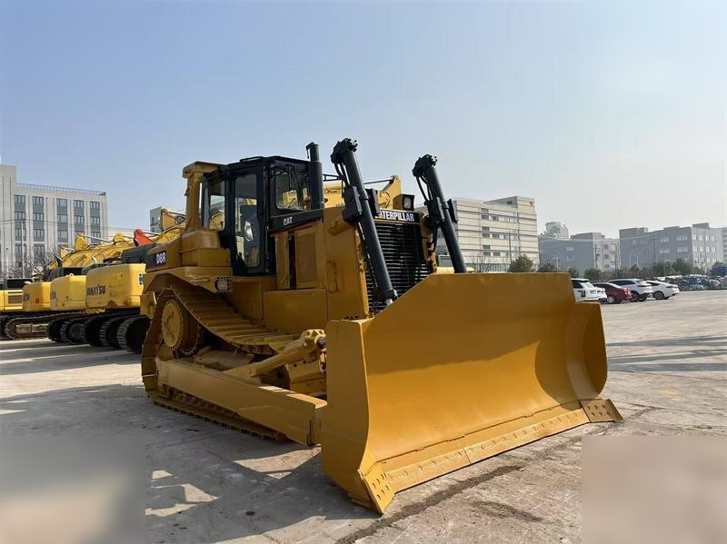 CATERPILLAR D8R - Bulldozer: picture 3 CATERPILLAR D8R - Bulldozer: picture 3