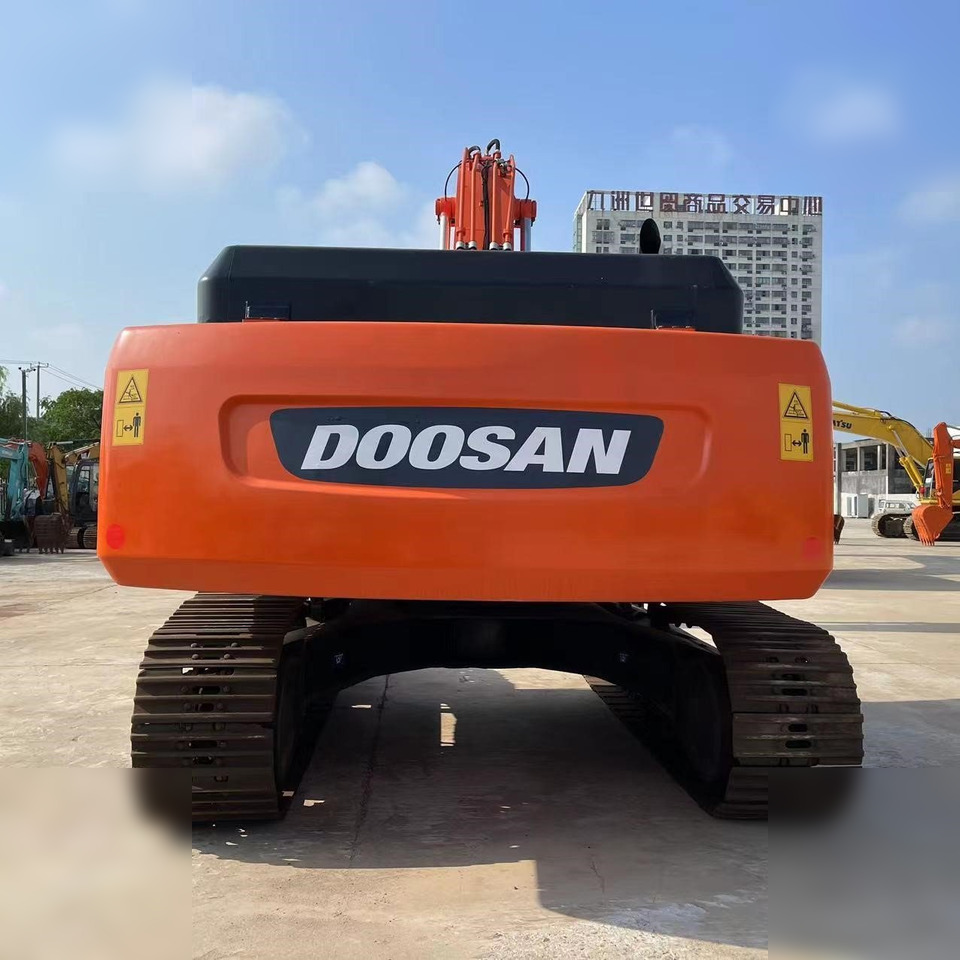 DOOSAN DH300 LC-7 - Crawler excavator: picture 3 DOOSAN DH300 LC-7 - Crawler excavator: picture 3