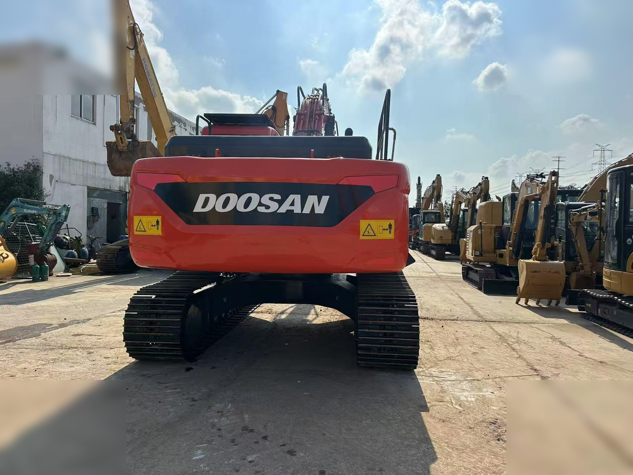 DOOSAN DX225 LCA - Crawler excavator: picture 2 DOOSAN DX225 LCA - Crawler excavator: picture 2