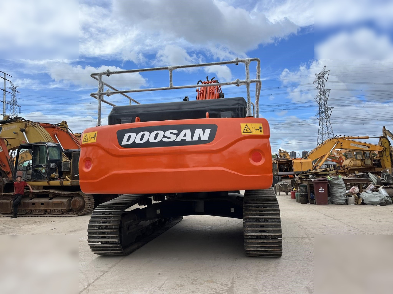 DOOSAN DX340 LCA - Crawler excavator: picture 4 DOOSAN DX340 LCA - Crawler excavator: picture 4